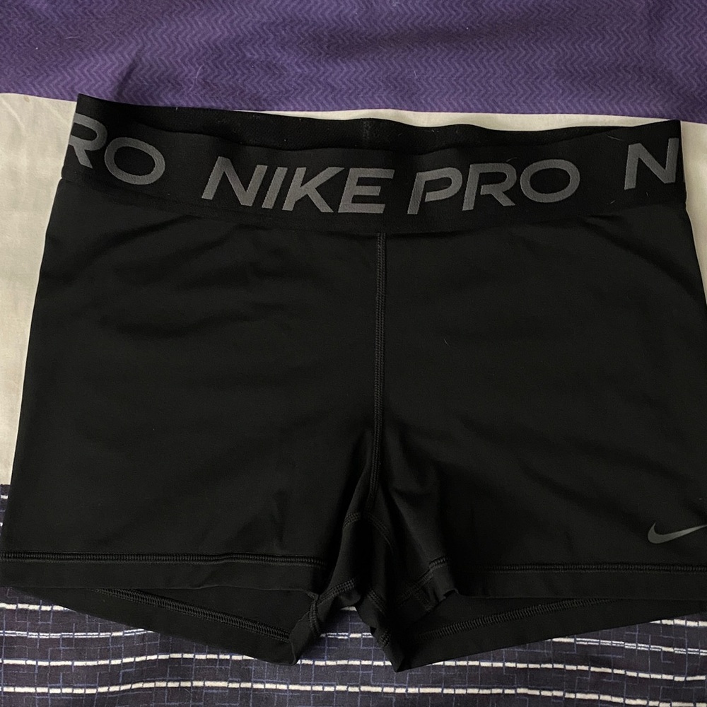 Nike Pro Women's Athletic Black Shorts